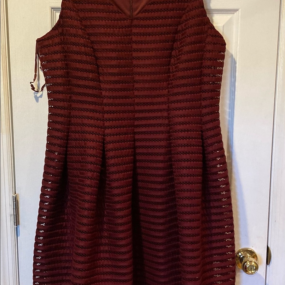 Dress - Picture 2 of 6